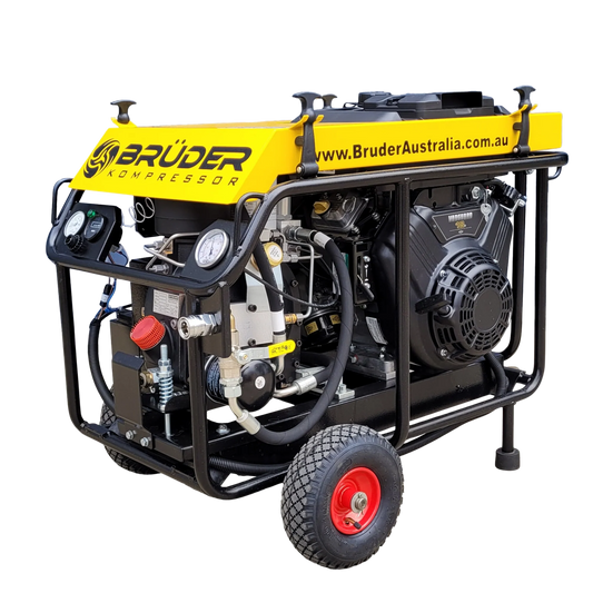 Brüder [GP47] 47cfm Rotary screw compressor, Petrol driven with wheeled transport frame